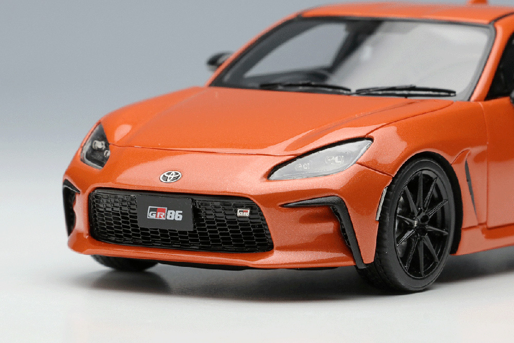 EM690 EIDOLON 1/43 トヨタ GR86 RZ '10th Anniversary Limited' 2022