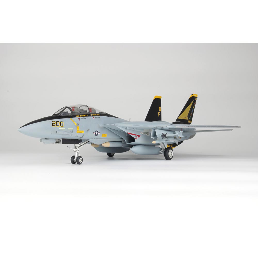 1/48 アメリカ海軍 F-14A トムキャット VF-21 フリーランサーズ 厚木