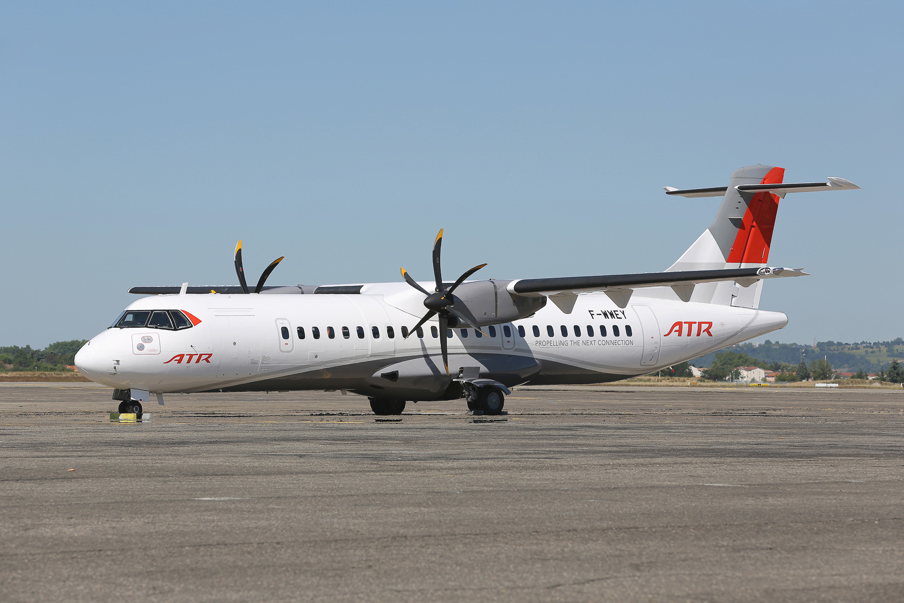 カーボベルデ航空 Aviationtag ATR72 ぶ厚い コンビ色