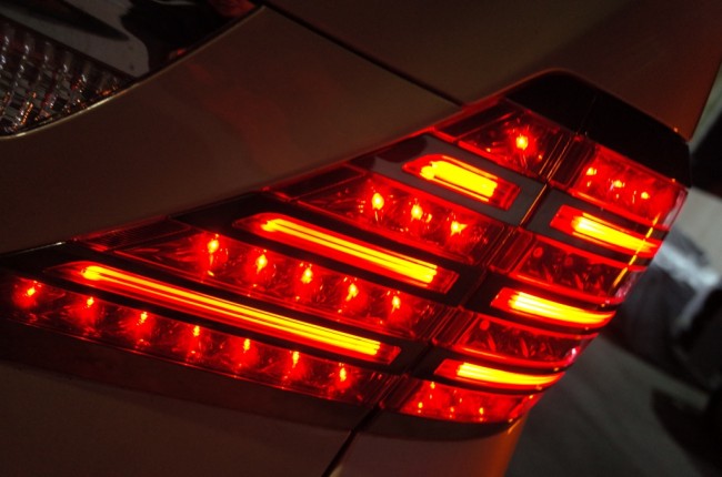 ウ*ー様 ヴェルファイア20、アルファード20 テールランプバレンティー