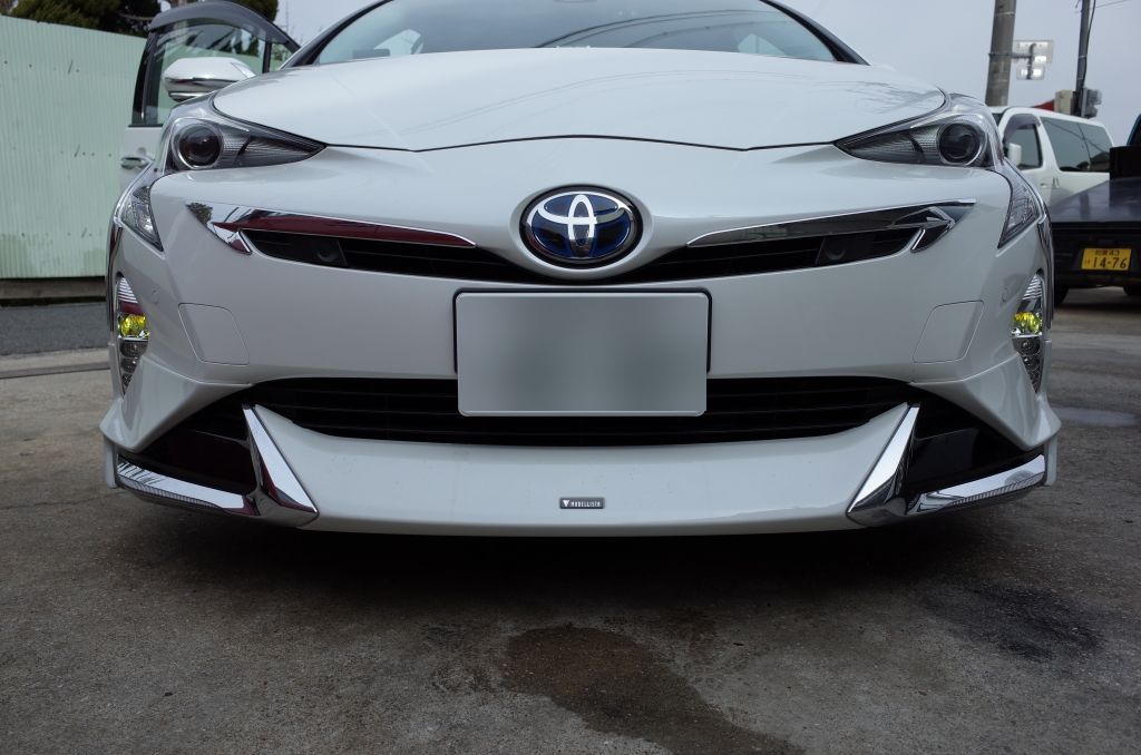 値下げ交渉あり トヨタ プリウス 50前期 フォグランプ （純正） 値下げ