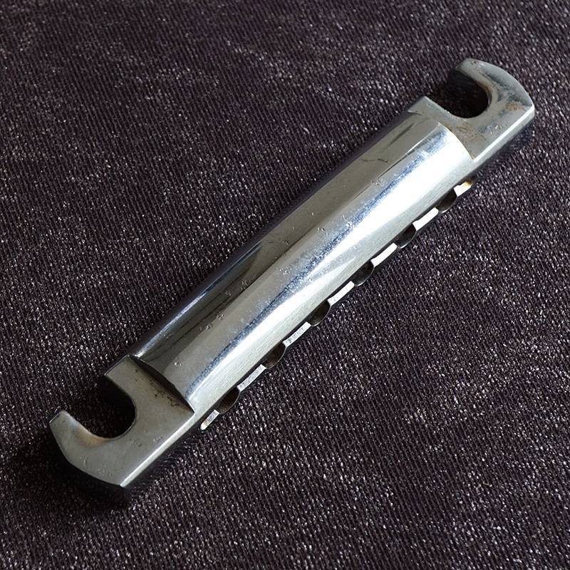 ギブソン純正 アルミテールピース ニッケル エイジド ギブソン純正