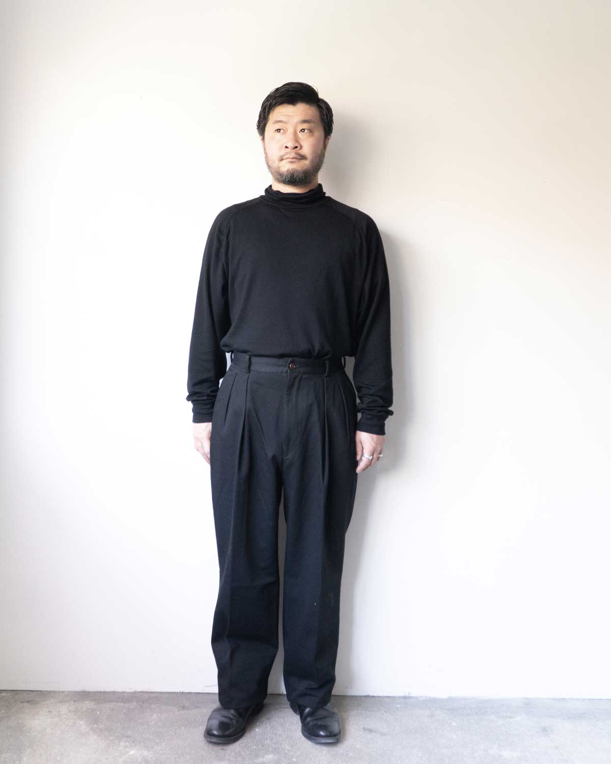 Tranescent / NEAT Chino - BLACK