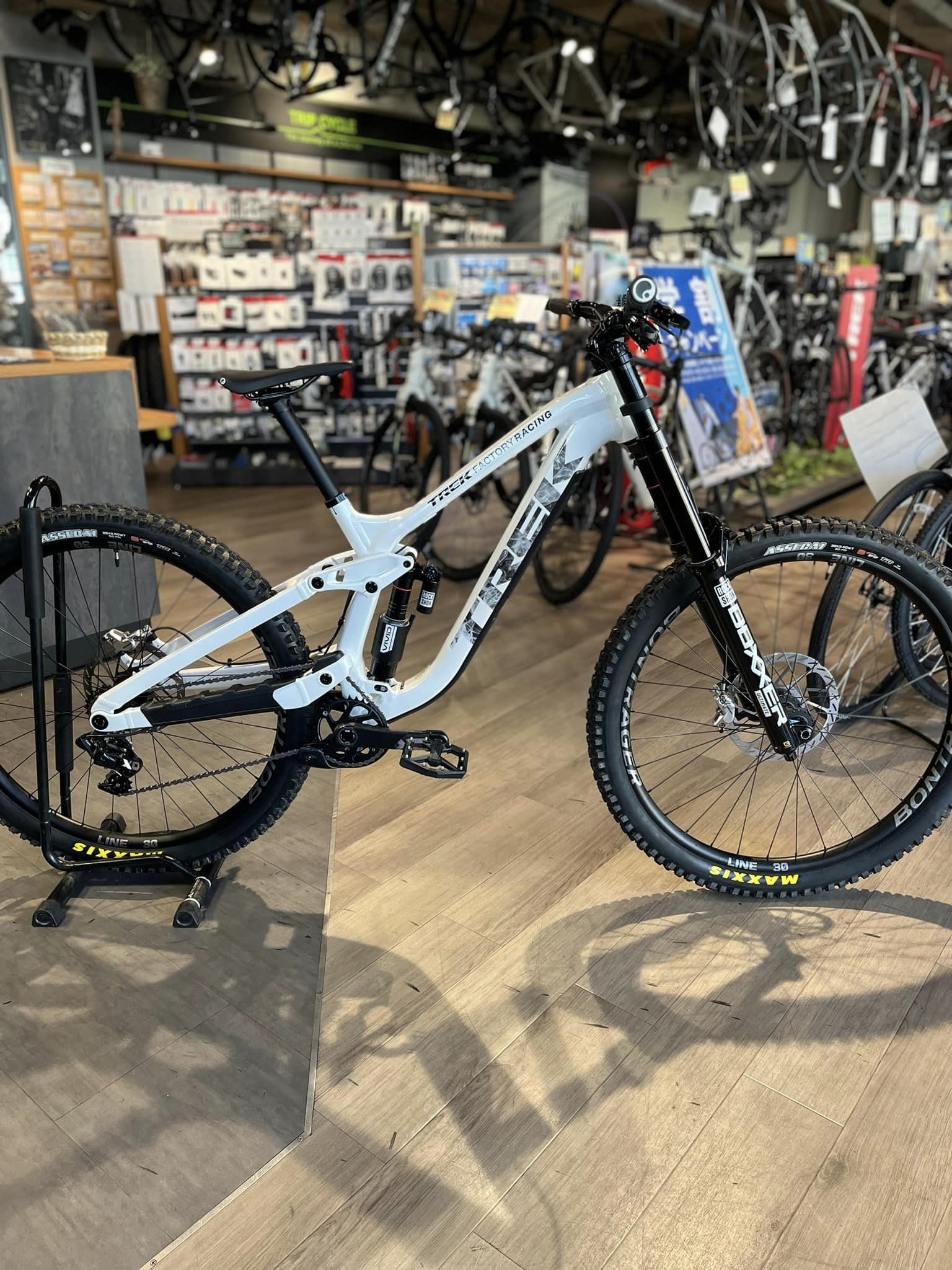 超限定】2024 TREK Session 9 X01 入荷！！関東はここだけ
