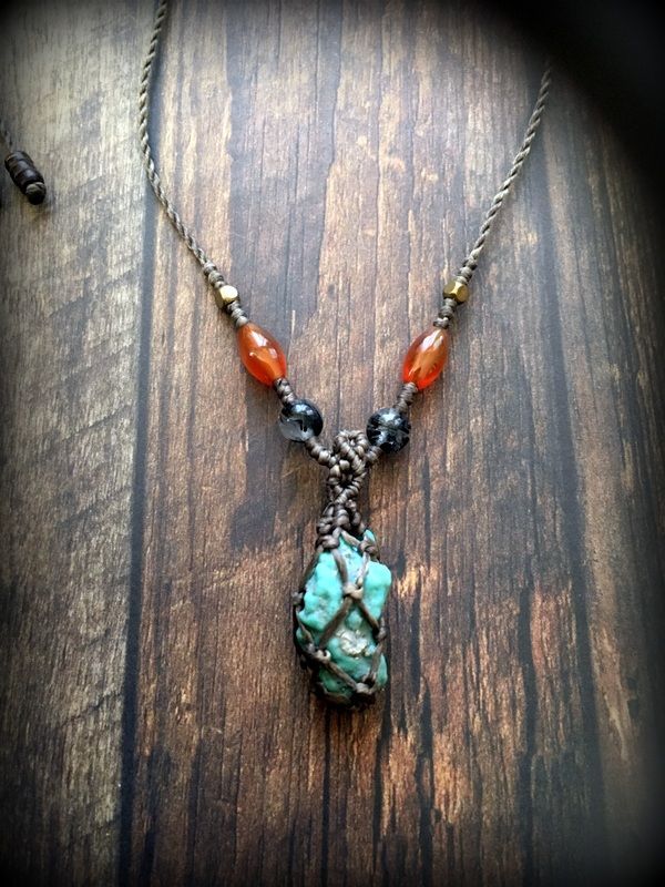 専用♡まん丸◯屋久杉＆チベタンターコイズ＆サンストーンのマクラメ