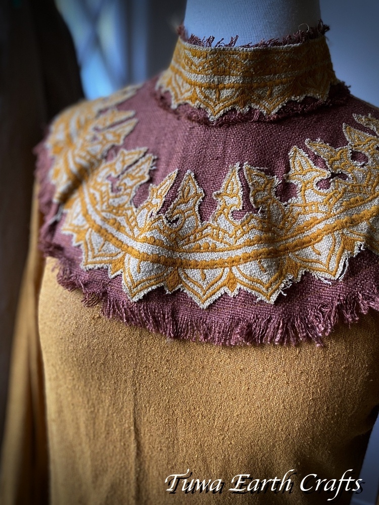 ボリウッド衣装 アンティーク シルクの刺繍トップス