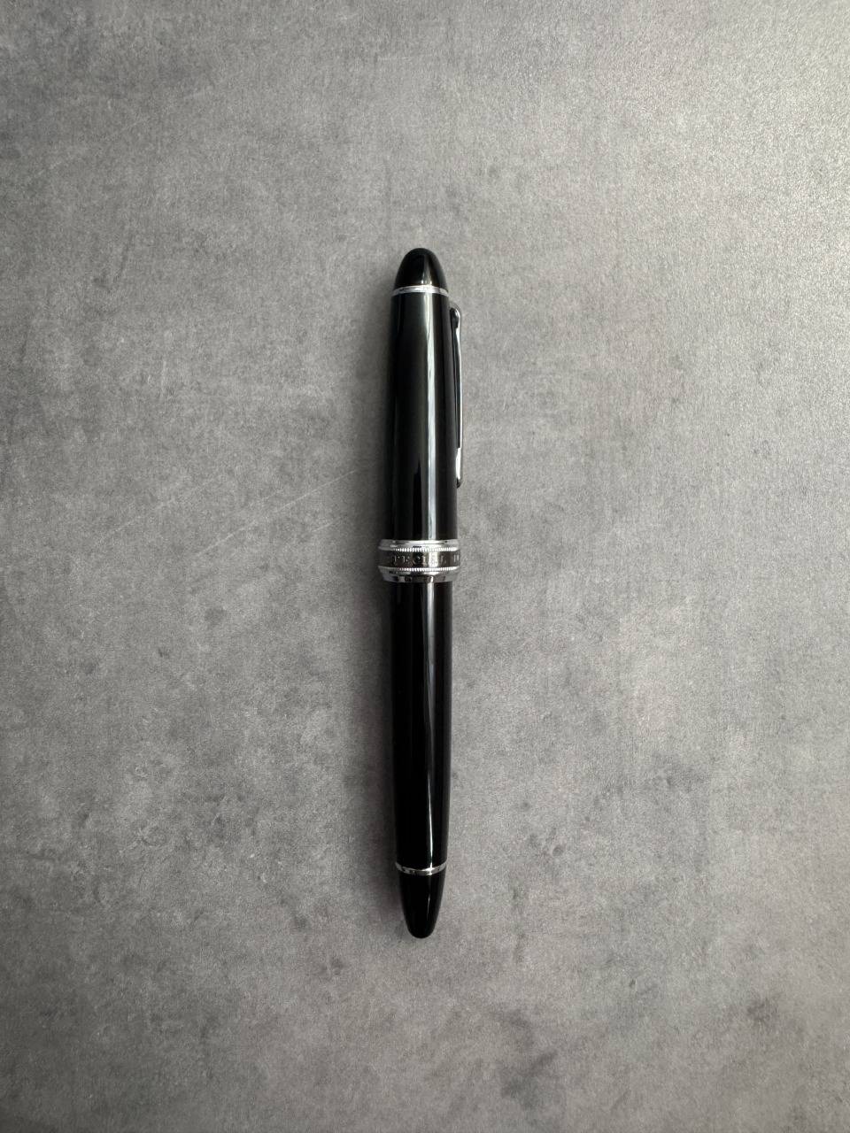 セーラー万年筆「長刀研ぎシルバートリム MF」 – &Liebe