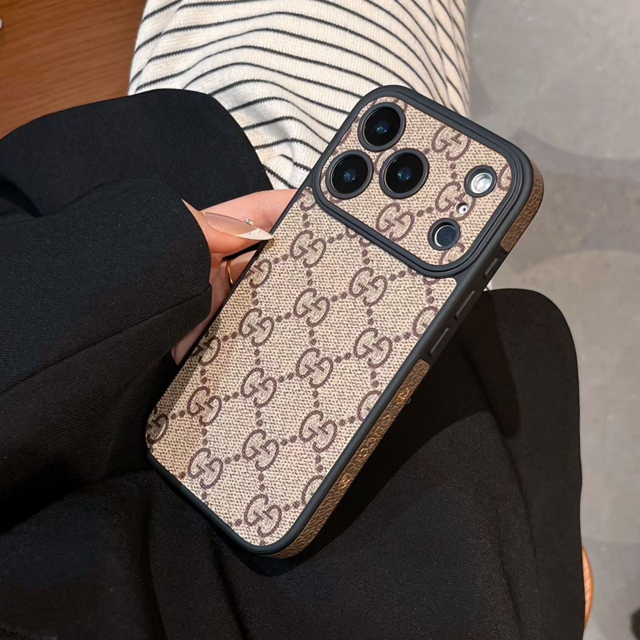 Gucci iPhone Cover for 12-17 / Pro / Pro Max - uCaseSpot