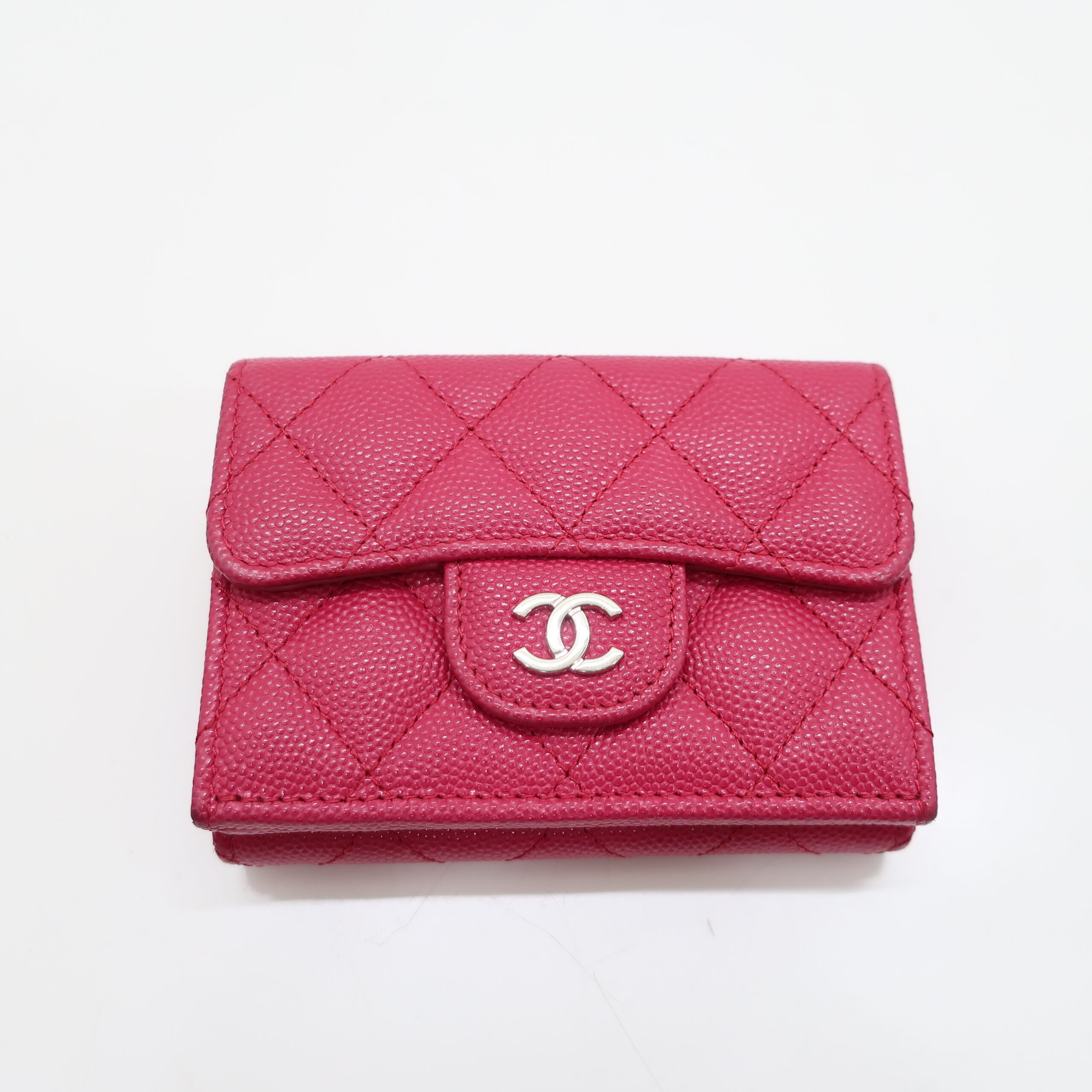 CHANELタイムレス クラシック 三つ折り財布キャビアスキン