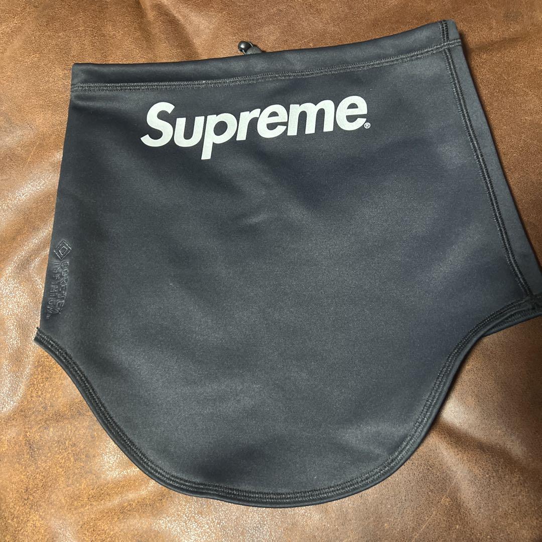 Brand New】Supreme WINDSTOPPER Neck Gaiter