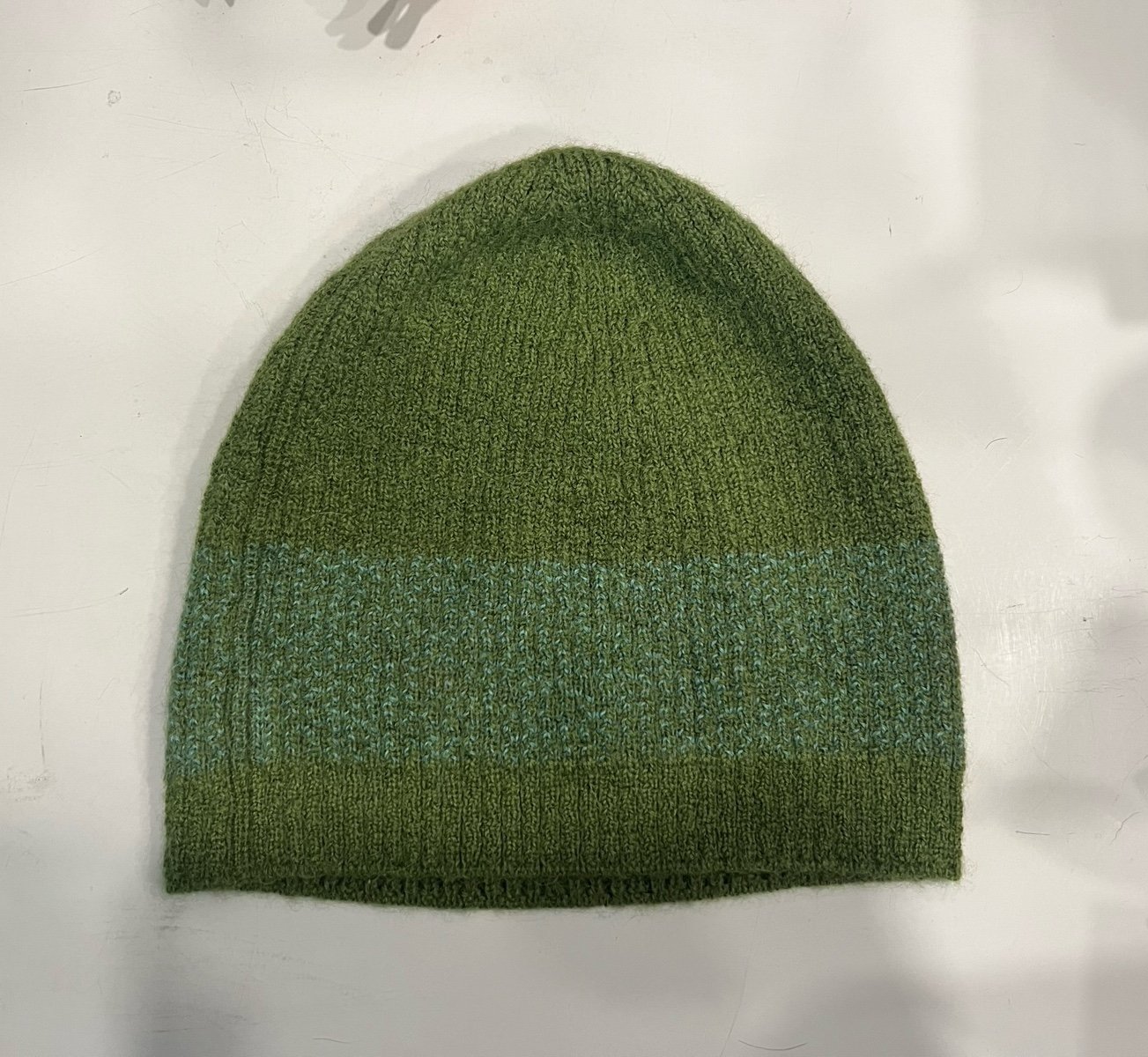 FETICO / HAND-KNITTED ROSE BEANIE