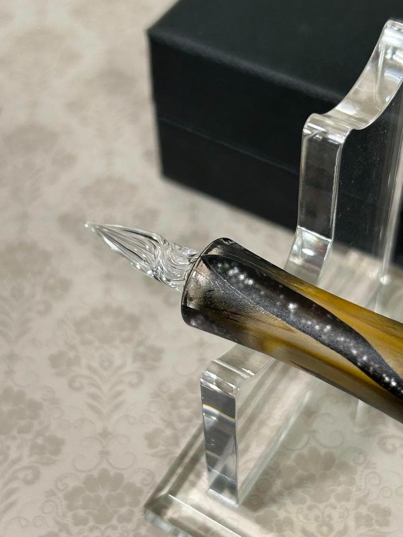 glass studio toos TAKETORI Zangetsu (Remaining Moon) Glass Pen