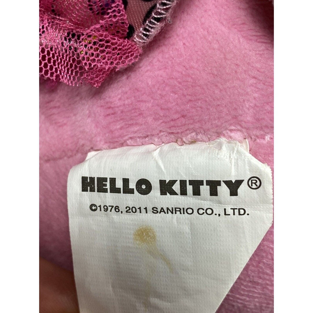 vintage 1976 sanrio hello kitty plush 24” With Necklace