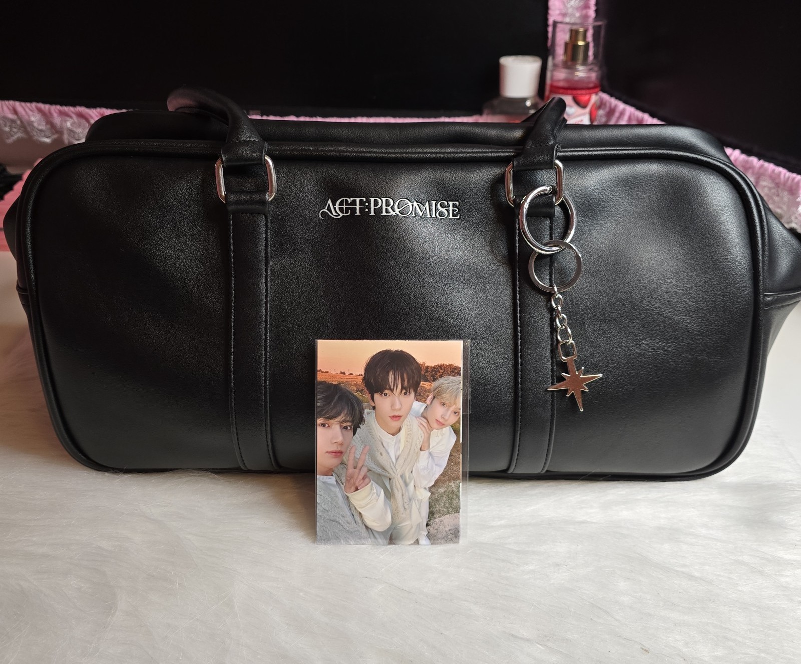 TXT ショルダーバッグ 【公式通販】