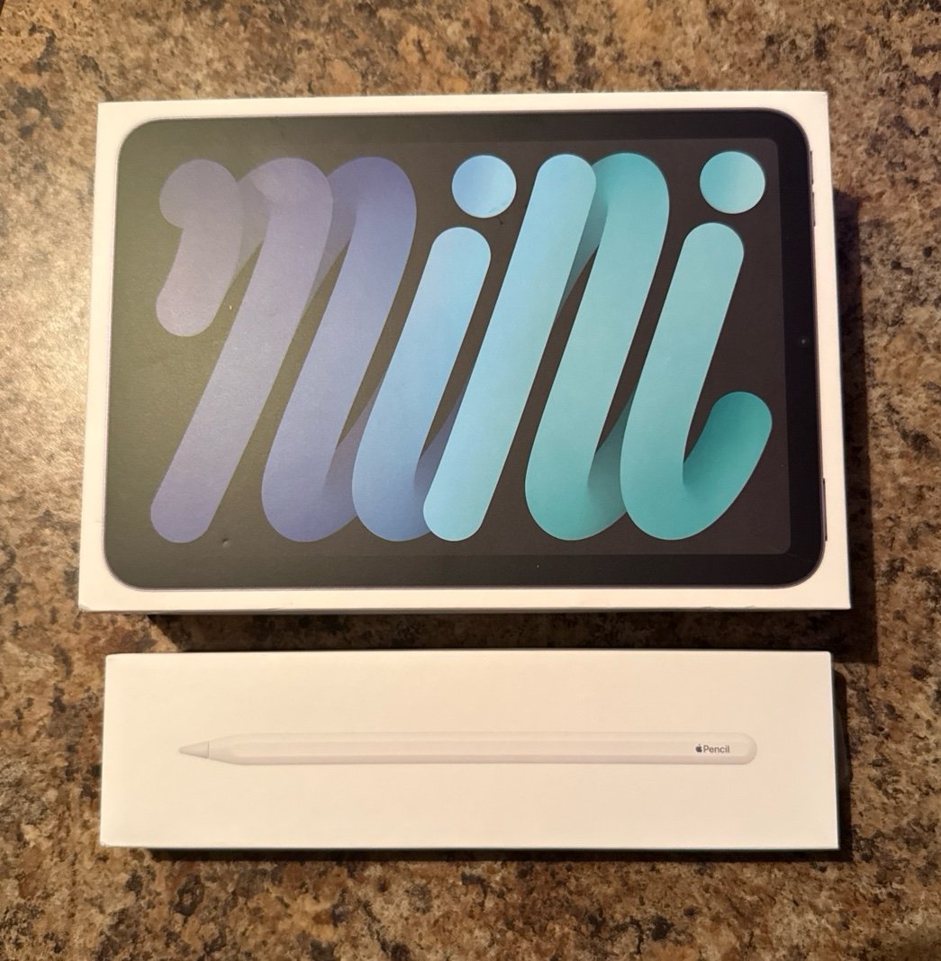 iPad Mini 6th Generation 64 GB WiFi with Apple Pencil