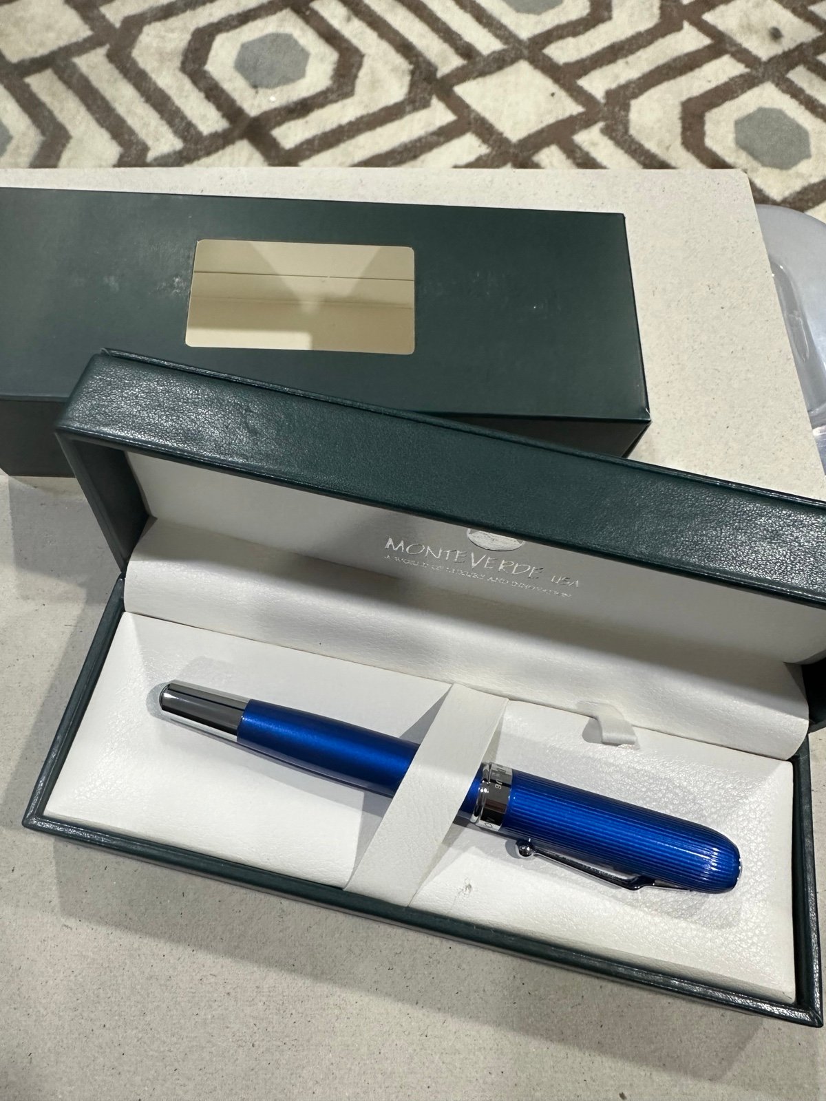 ottohutt D06 Shine Lilac Platinum