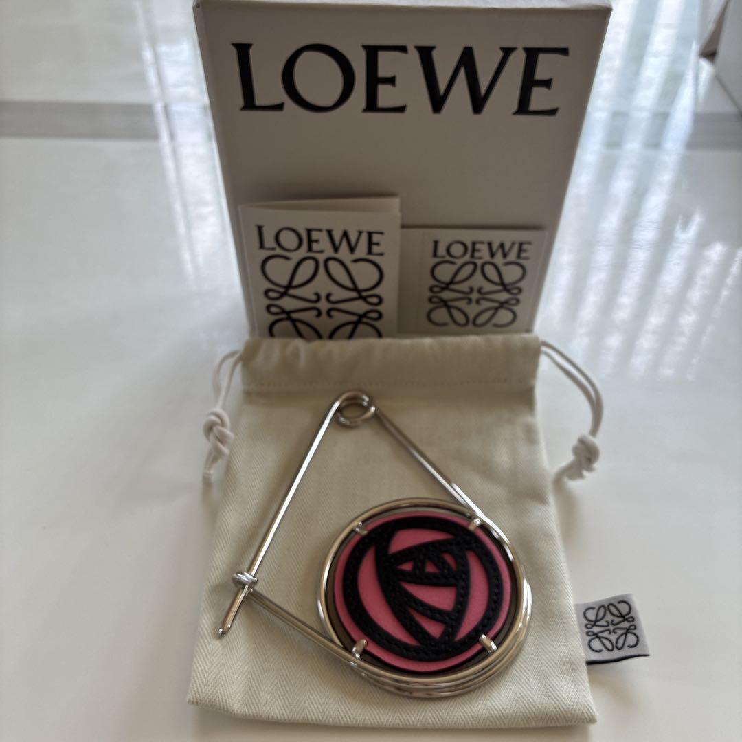 LOEWE ROSES MECCANO PIN 【公式通販】