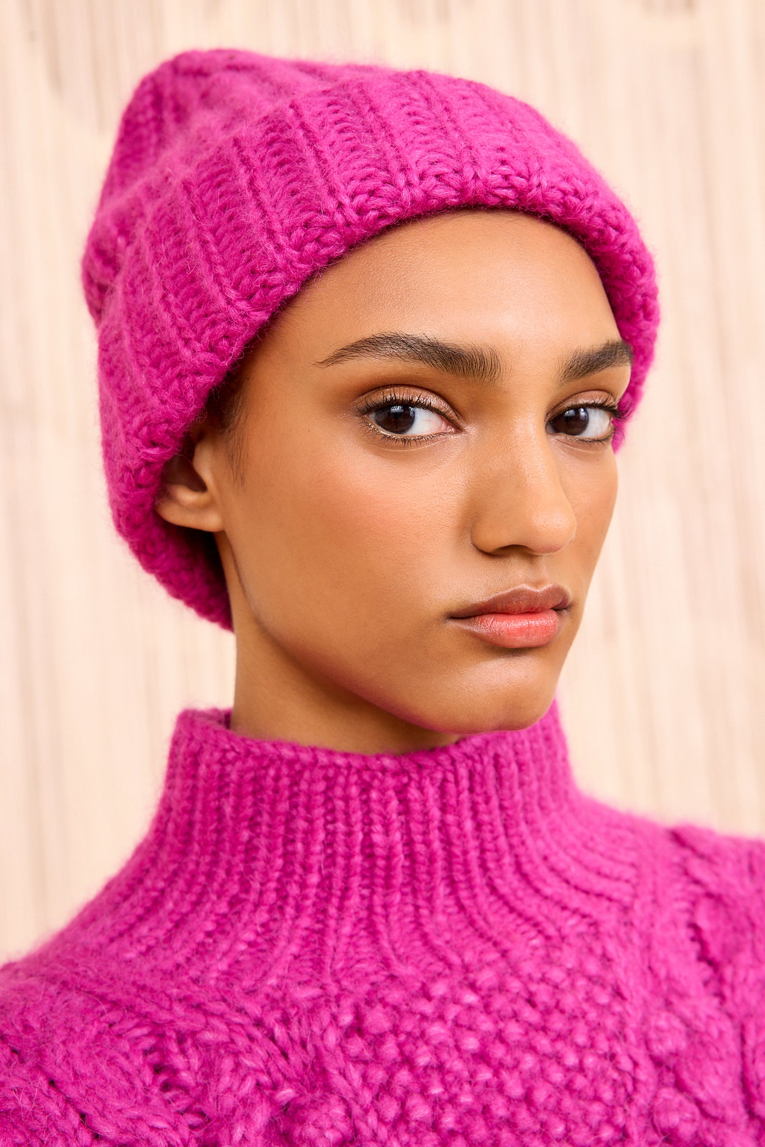Oversized Pink Beanie | Twisted Saint FETICO / HAND-KNITTED ROSE