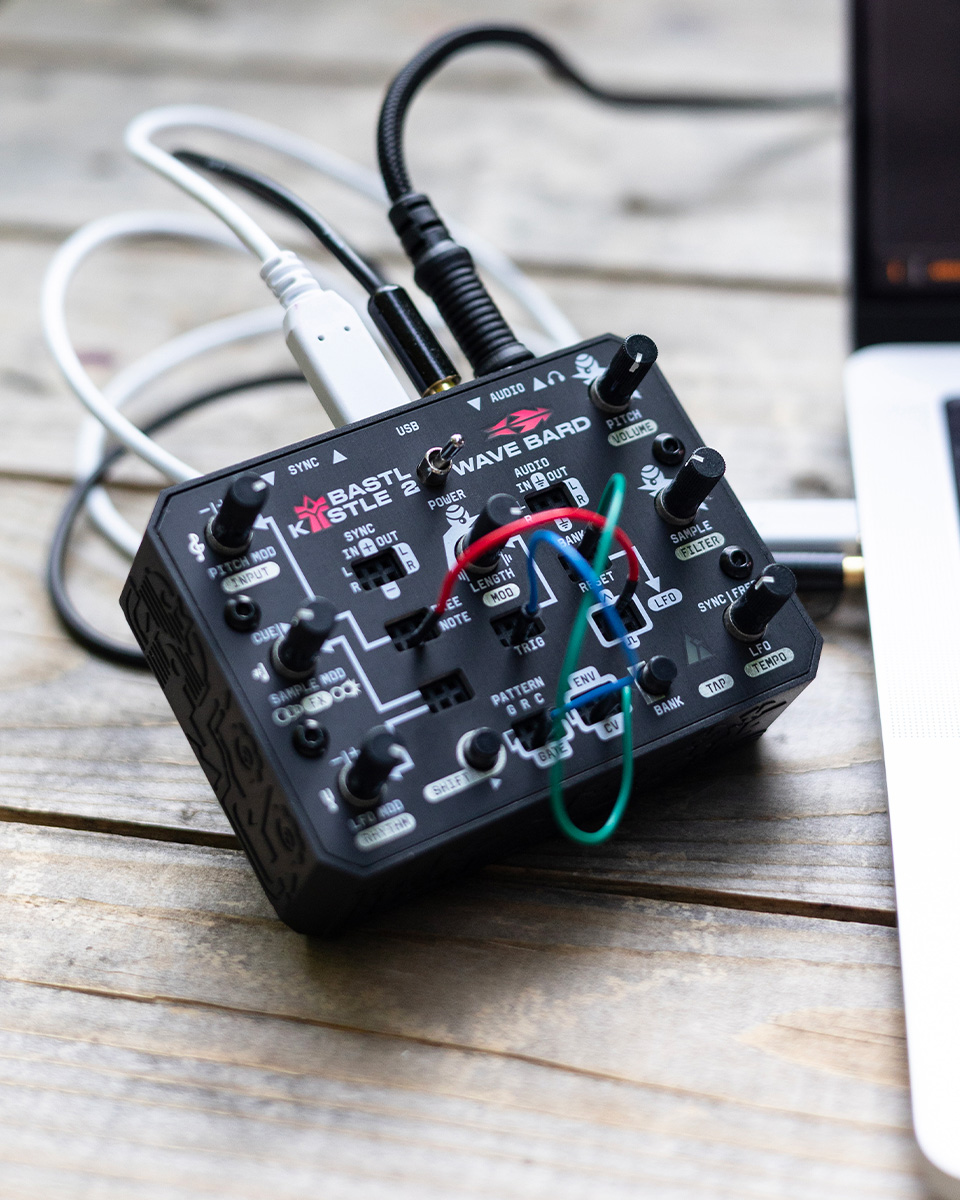 BASTL INSTRUMENTS | KASTLE 2 WAVE BARD 製品情報