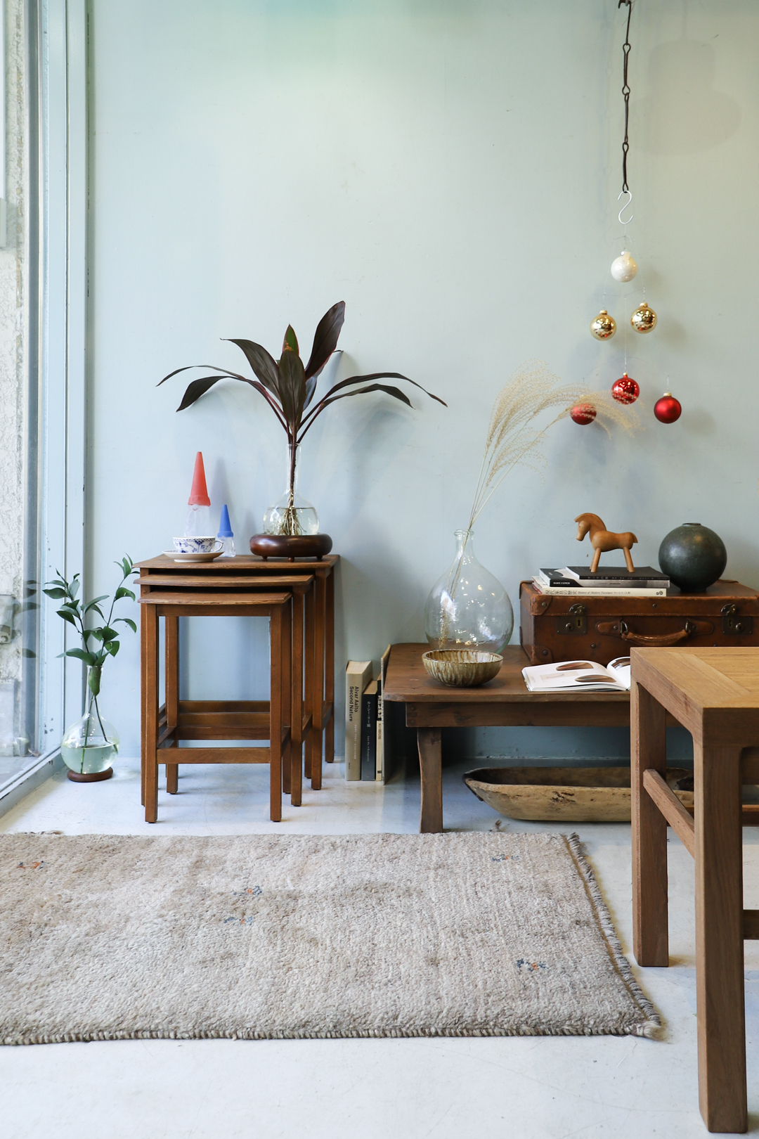 英国アンティーク木製ネストテーブル3台/収納式机/サイドテーブル(88