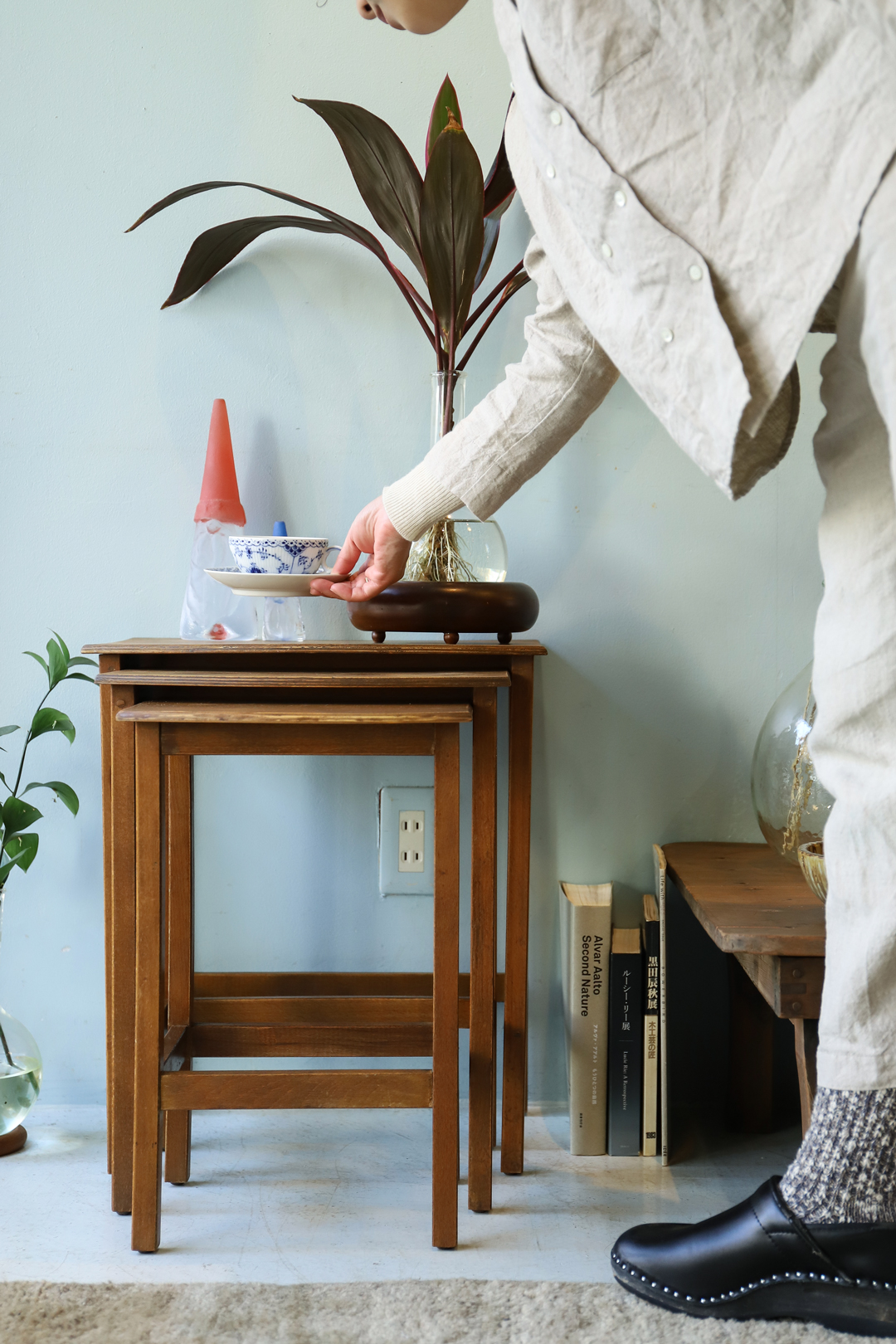 マルニ木工 地中海 サイドテーブル 引き出し付き アンティーク調 高級