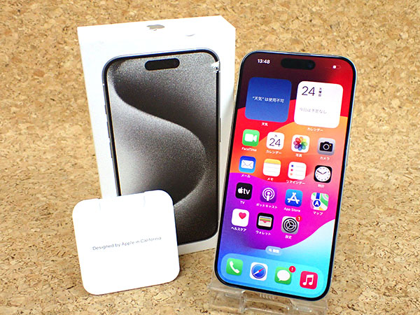 中古 超美品】国内版 SIMフリー iPhone 15 Pro 256GB ホワイト