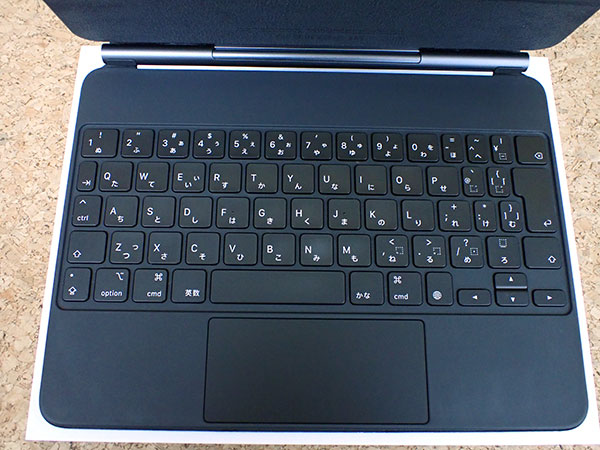 中古】Magic Keyboard 日本語 JIS MXQT2J/A iPad Air 第4・5世代 11