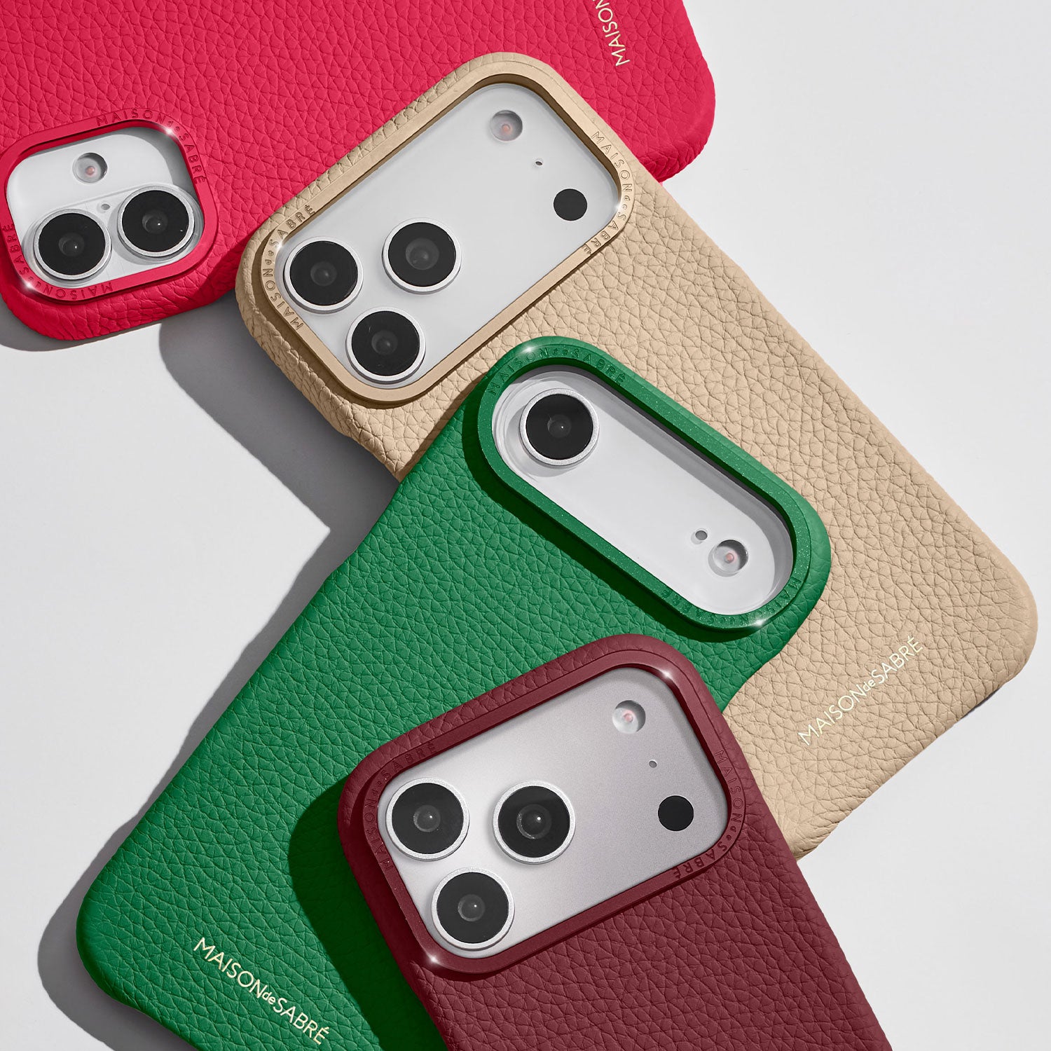 iPhone 17 Pro Case - Emerald Green – MAISON de SABRÉ