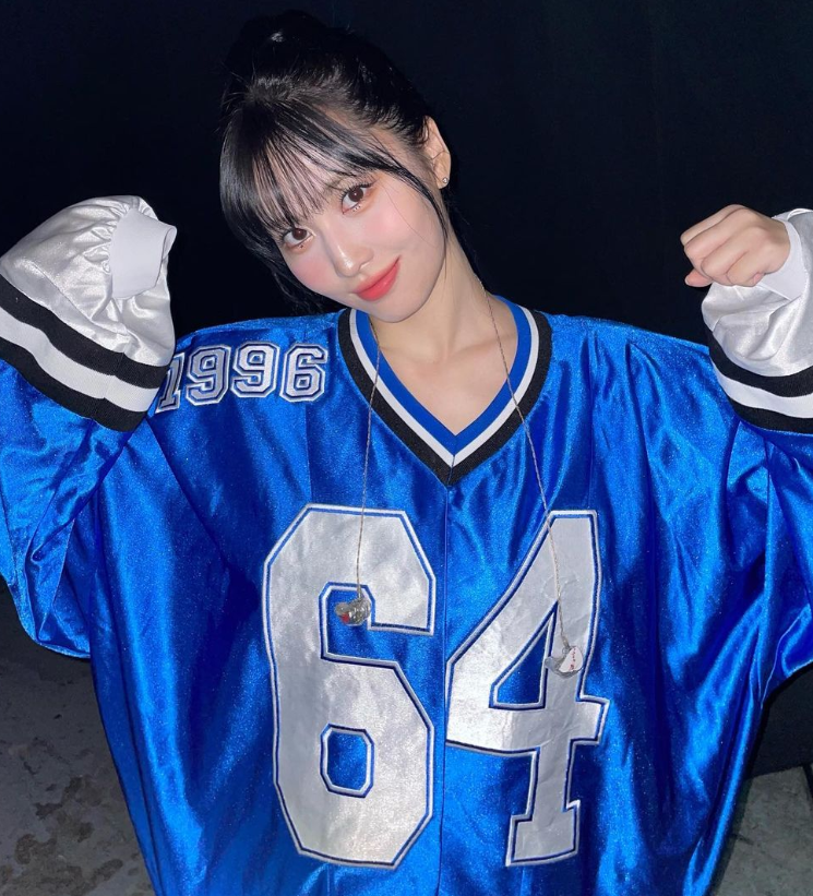 TWICE readytobe ユニフォームシャツ モモ ベースボールシャツ Twice