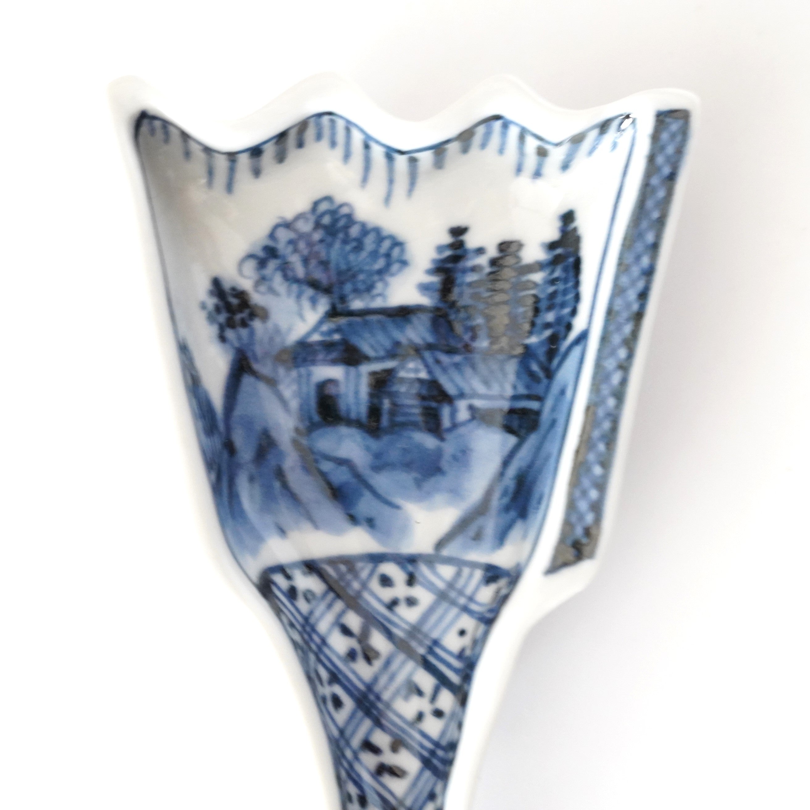 染山水半扇小付 – うつわ御結