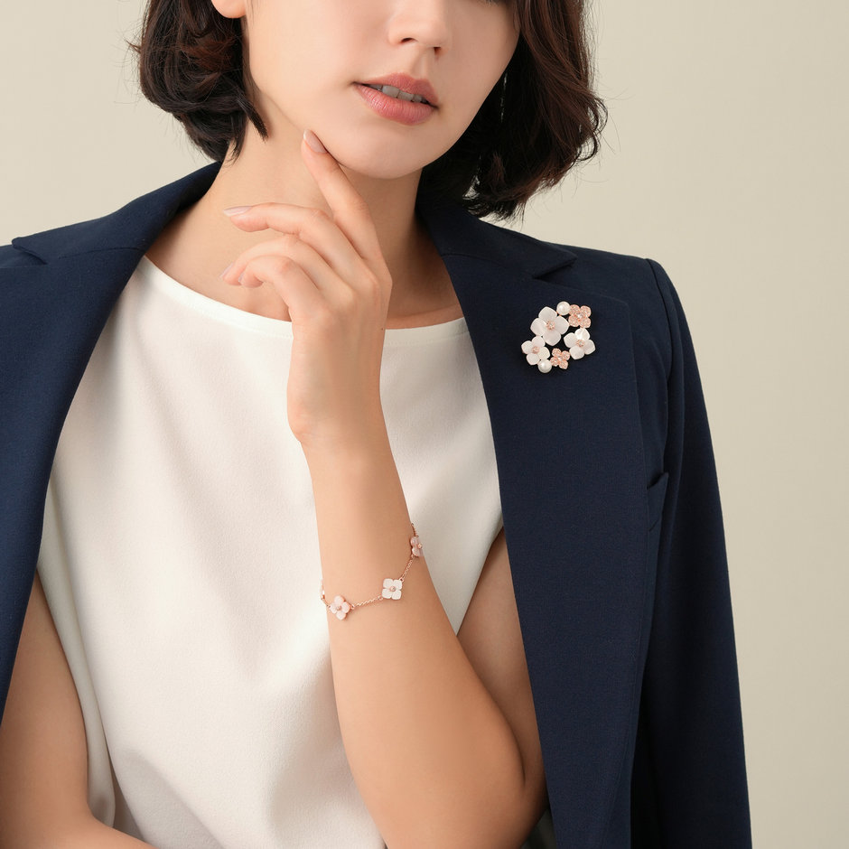 お花ブローチ マーカサイト 天然オパール 銀製925 ヴァンドーム青山VB