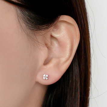 AJAA2360__TH ホワイトトパーズ ピアス｜ピアス｜ヴァンドーム青山