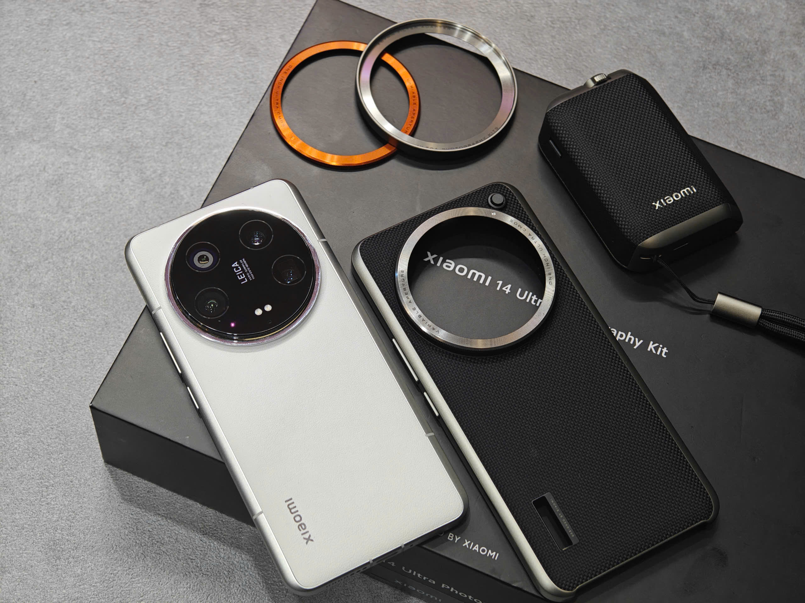 画面割れ Xiaomi 14 Ultra 国内版 PhotographyKit Xiaomi 14 Ultra