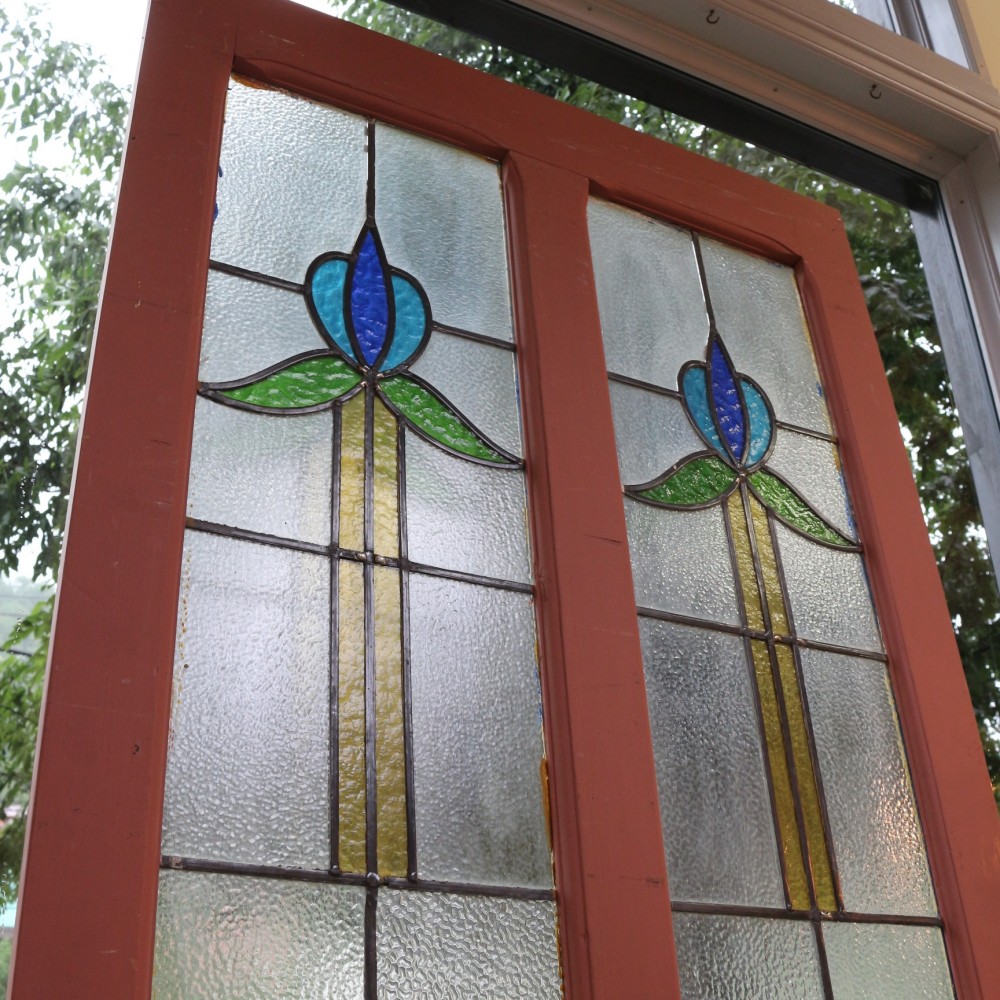 優しい色合わせで気持ち和らぐ♪英国アンティークステンドグラスドア