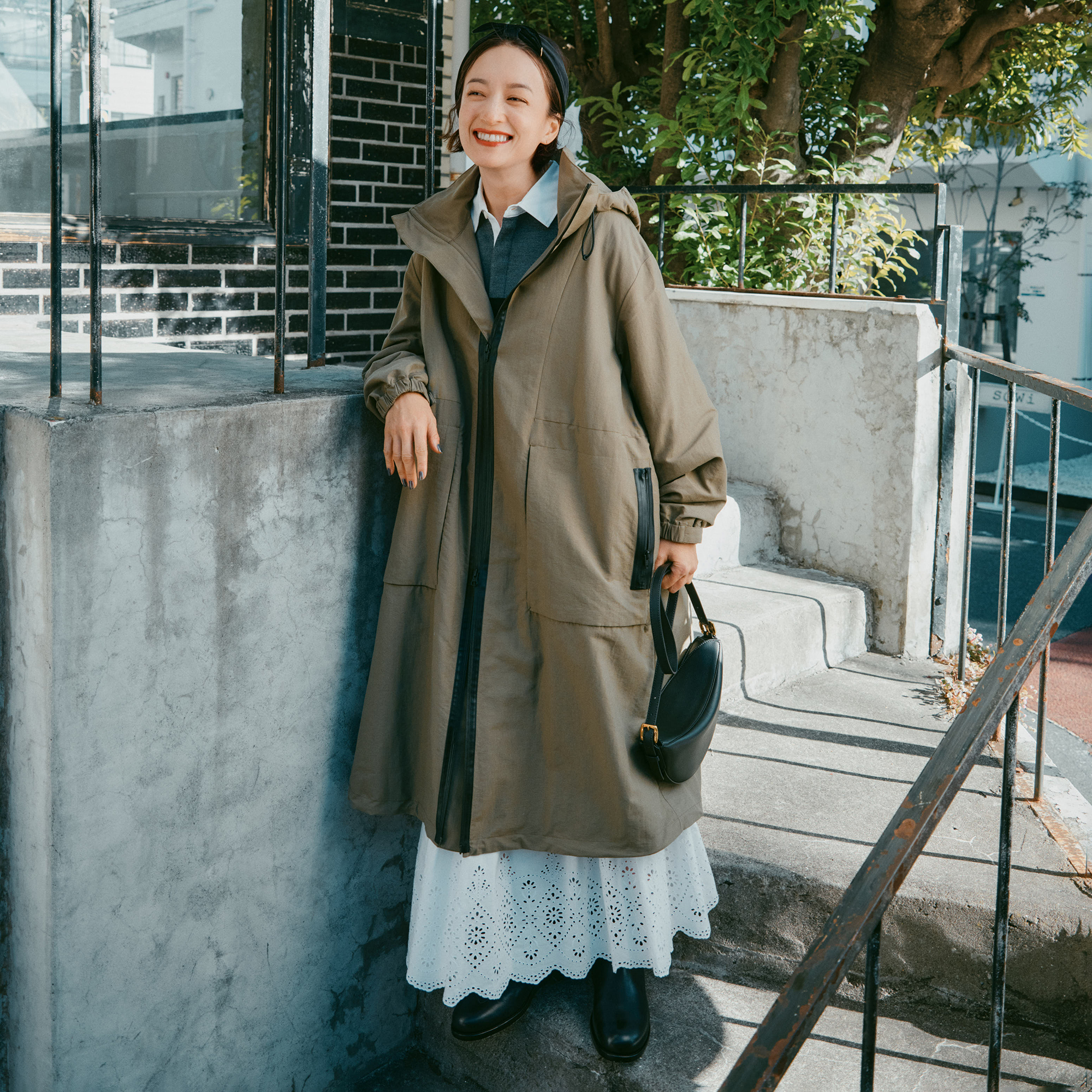 バレンシアガ ベージュ ノーカラー ロングコート M〜Lサイズ感