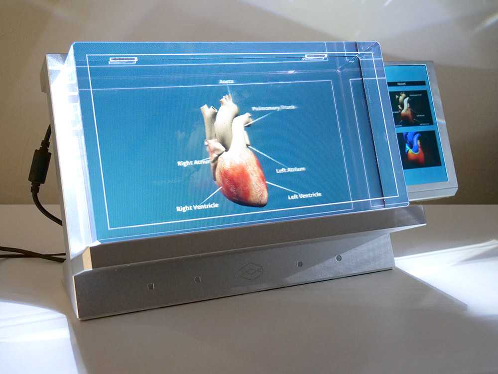 Looking Glass Portrait 裸眼立体視ディスプレイ 裸眼3Dディスプレイ