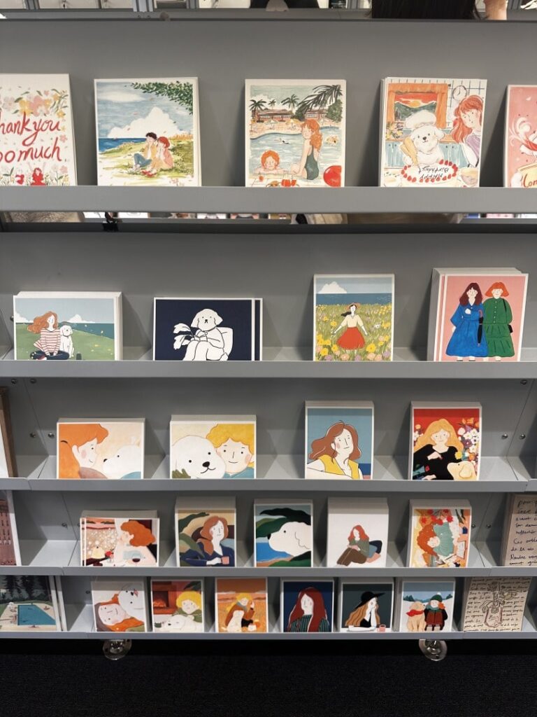 お土産にオススメ！韓国・ソウルのポストカード専門店「POSET」とは？