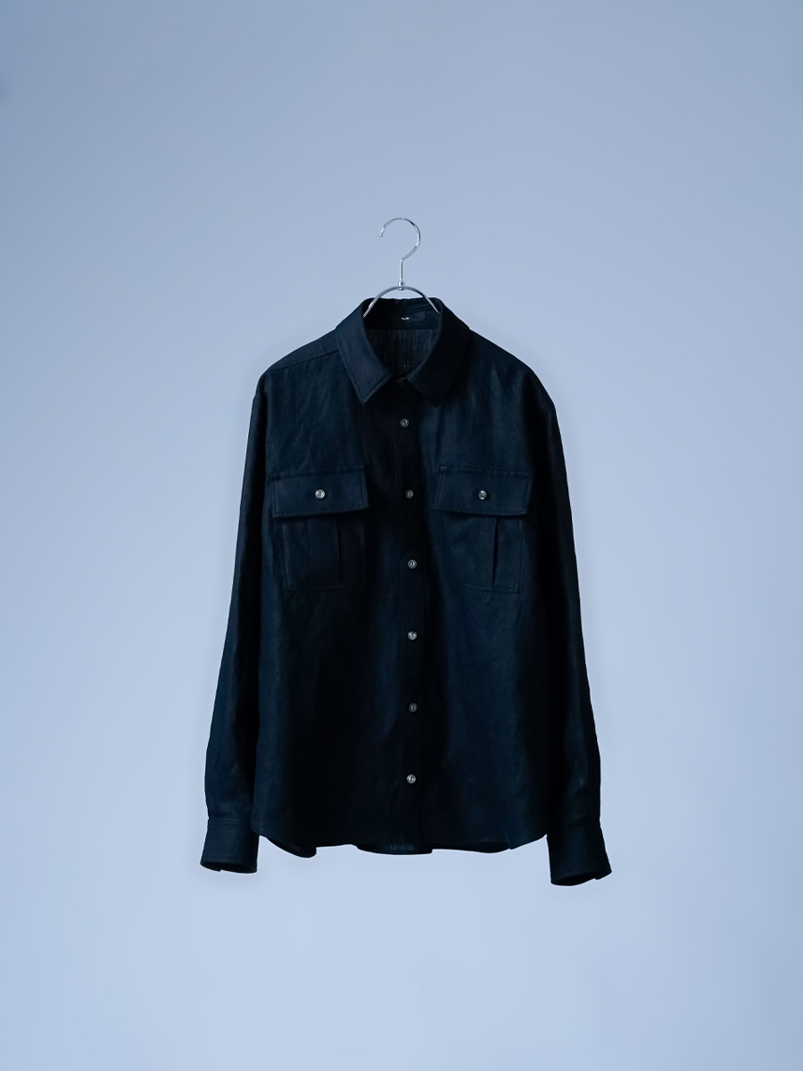 リネンシャツ】洗練と快適さに包まれる リネン サファリシャツ ／ 黒色