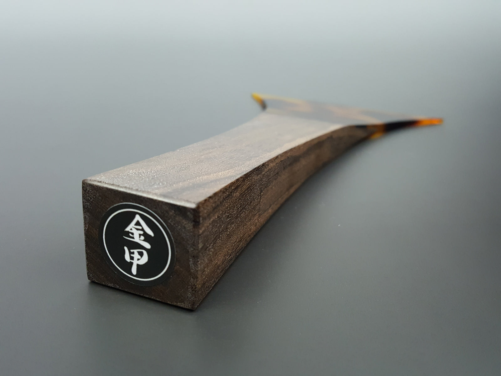 三味線 アジア カリブ産 本べっ甲製 高級撥 一枚甲 三味線の撥 本