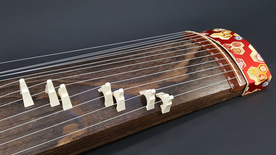 良品】箏 13弦 すだれ彫り 和楽器 並甲 全長約181cm 良品】箏 13弦