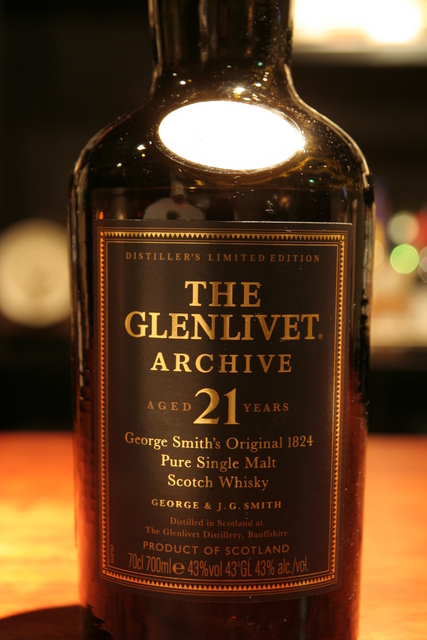 グレンリベット 21年アーカイブ 43％ | Bottle Collection | 名古屋
