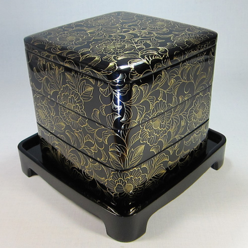 デッドストック！上質内朱黒漆に極上菊詰沈金の映える輪島塗三段重（検