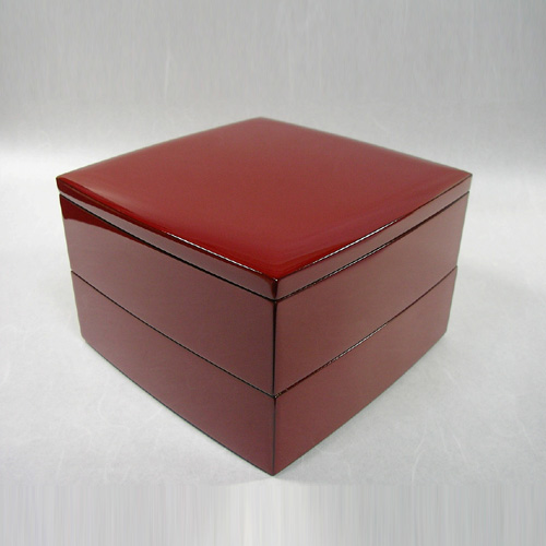 未使用に近い 木曽檜漆重箱 朱色の重箱 金色の模様 【公式通販】