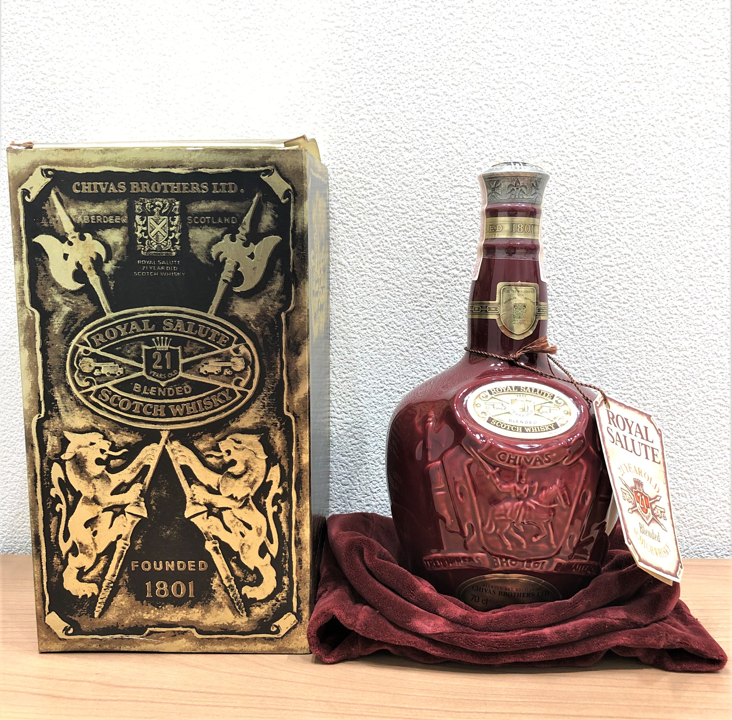 古酒 Salute 21年 2本 2本 ロイヤルサルート 21年 赤 青 スコッチ 古