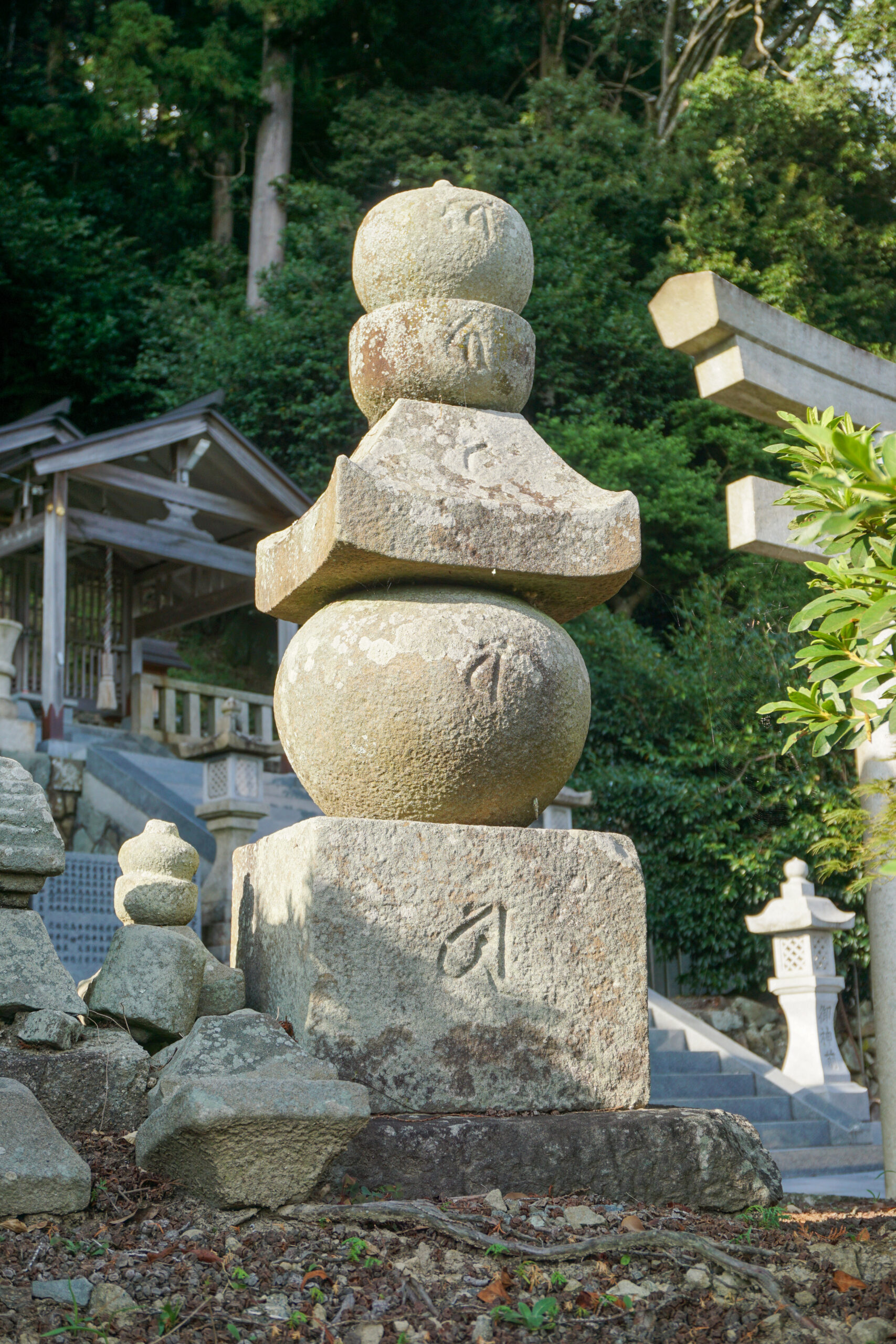 石造五輪塔 | わかやまの文化財