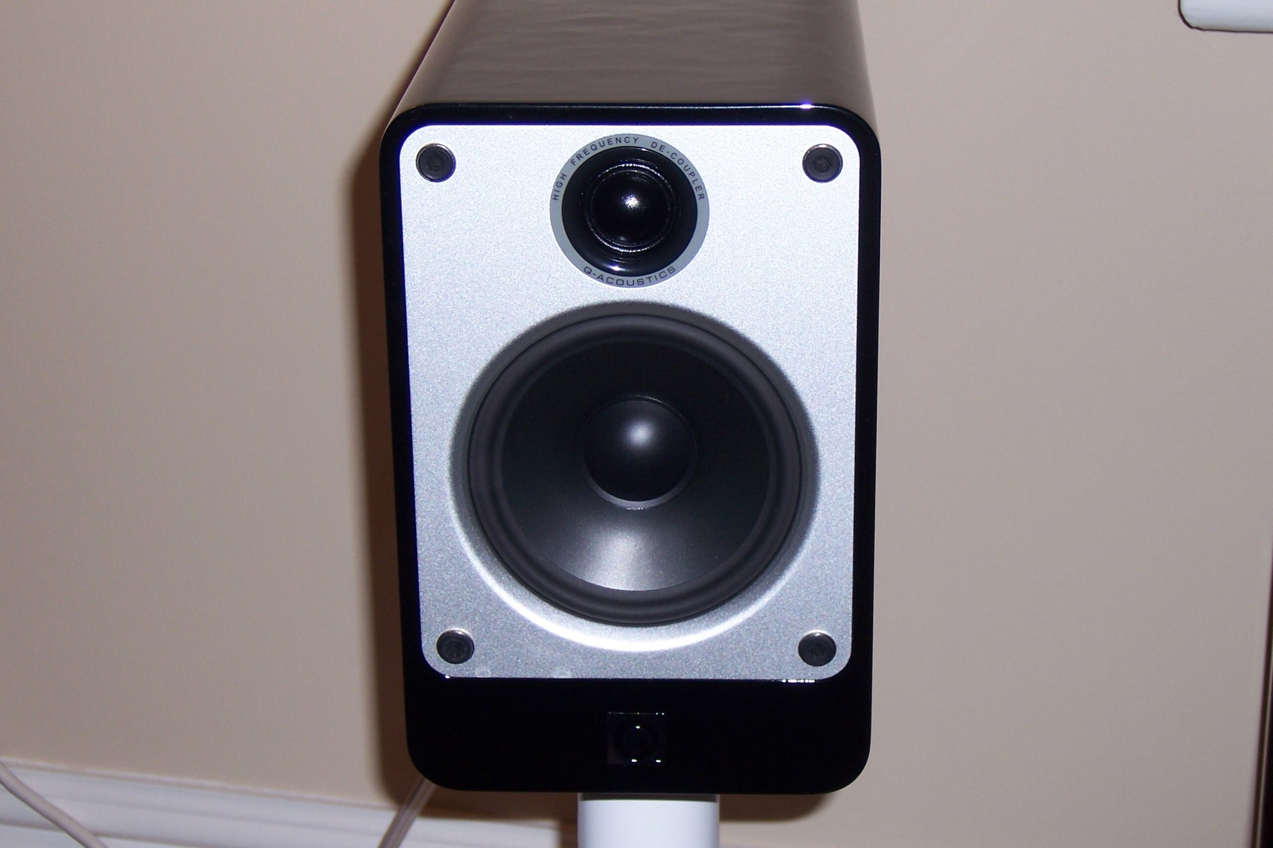 Q ACOUSTICS Concert 20J Q Acoustics Concept 20: With softcore