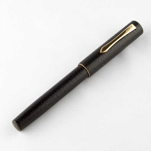万年筆 変わり塗り石目 ブラック 中字｜文具のことなら渡敬文具館