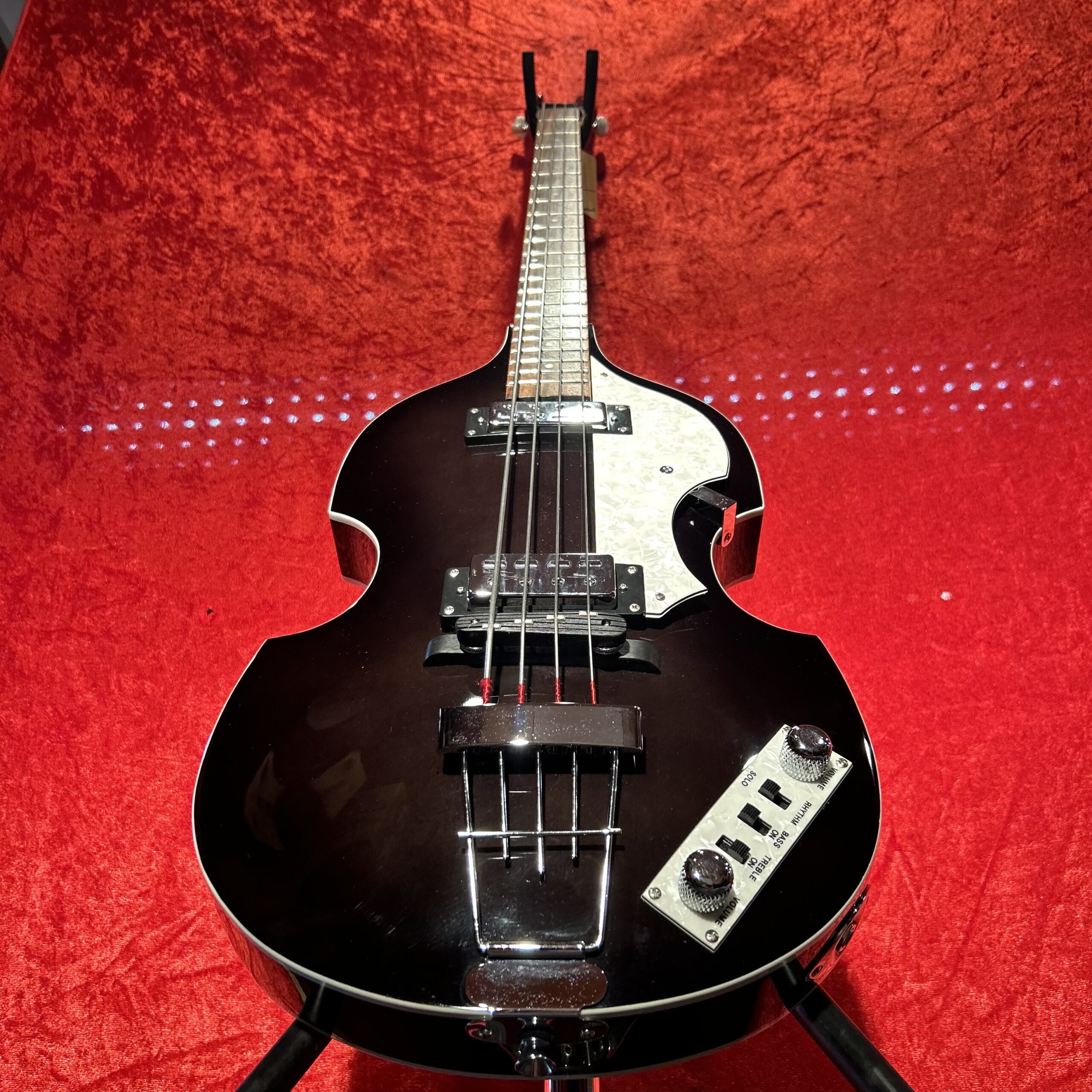 Hofner Contemporary Bass Hi-Series B-Bass - Water Wheel Guitars