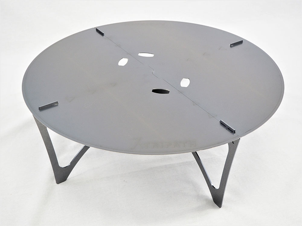 新品未使用】トリパスプロダクツ アイアンテーブル 新品未使用】トリ