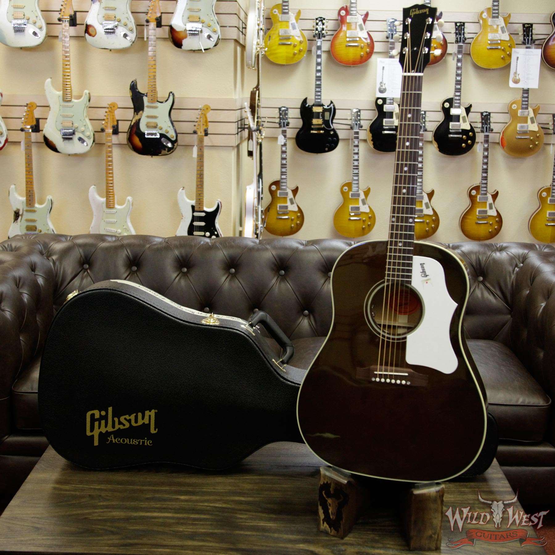 ギター Gibson CustomShop J-45Thermally Aged1966 Gibson Custom Shop